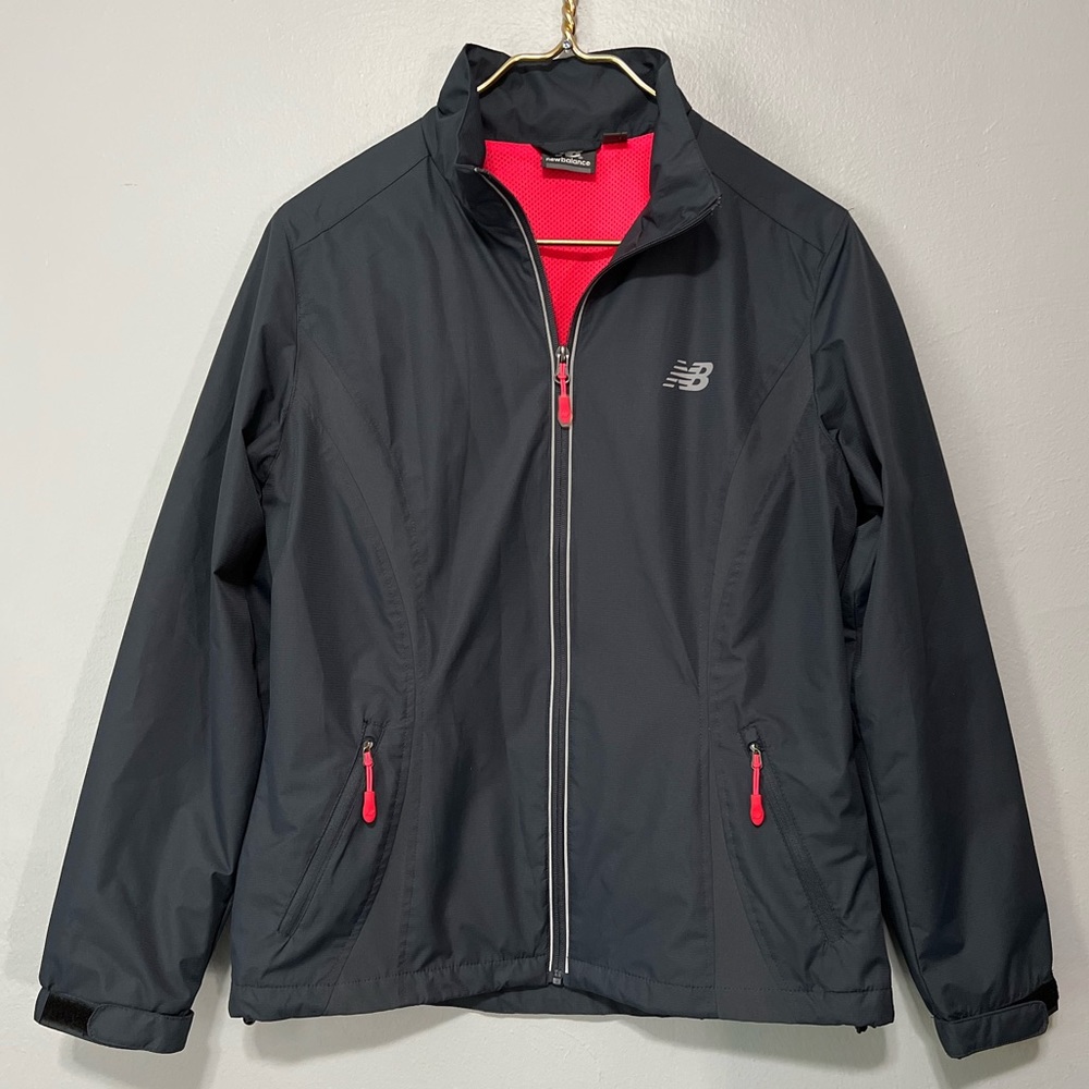 LIKE NEW New Balance Womens Lightweight Packable Jacket